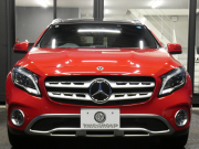 メルセデスベンツ GLA GLA180 ﾌﾟﾚﾐｱﾑ&ﾚｰﾀﾞｰｾｰﾌﾃｨPKG　後期 1ｵｰﾅｰ ｷｰﾚｽｺﾞｰ 黒本革ｼｰﾄ/ﾋｰﾀｰ ﾊﾟﾉﾗﾏｻﾝﾙｰﾌ ﾅﾋﾞ 地ﾃﾞｼﾞ Bｶﾒﾗ AppleCarPlay 前後ﾄﾞﾗﾚｺ harman/kardon 自動ﾘｱｹﾞｰﾄ/ﾌｯﾄOP LEDﾗｲﾄ/自動HB ｱﾝﾋﾞｴﾝﾄﾗｲﾄ　2年保証付