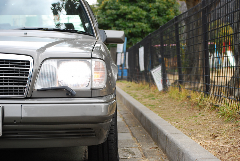 メルセデスベンツ Eクラス E400　正規ﾃﾞｨｰﾗｰ車 後期 左H 純正ｵｰﾃﾞｨｵ ETC 純正AW 整備明細ｱﾘ