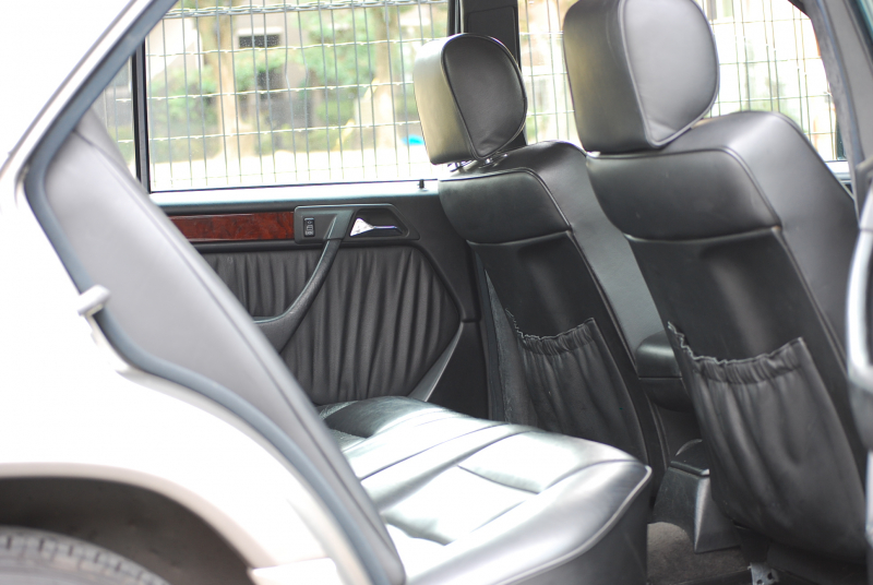 メルセデスベンツ Eクラス E400　正規ﾃﾞｨｰﾗｰ車 後期 左H 純正ｵｰﾃﾞｨｵ ETC 純正AW 整備明細ｱﾘ