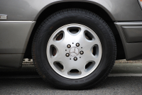 メルセデスベンツ Eクラス E400　正規ﾃﾞｨｰﾗｰ車 後期 左H 純正ｵｰﾃﾞｨｵ ETC 純正AW 整備明細ｱﾘ